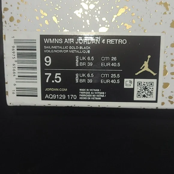New Never Worn Womens Jordan Retro 4 White And Gold - Picture 2 of 4